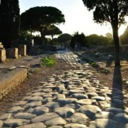 House Rome Front Sea *
