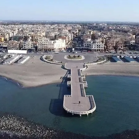 Apartment House Rome Front Sea *