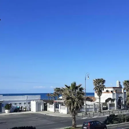 Apartment House Rome Front Sea *